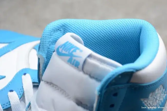 Rep LUCY 555088-117 Jordan 'UNC' High Retro OG 1 Air 0425